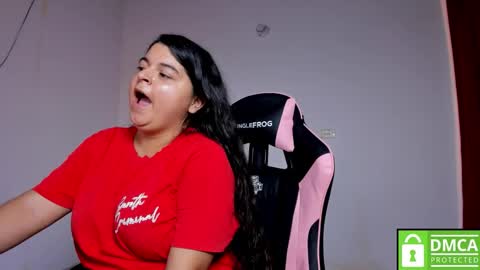 Snapshot of little_shaara chatting on November 3, 8:21 pm Shaara online show from November 3, 8:21 pm