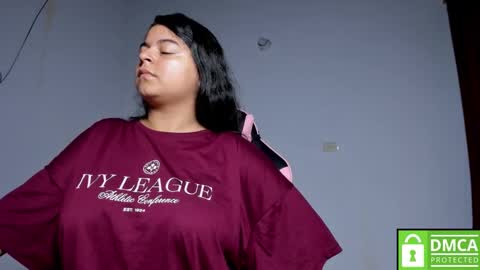 Snapshot of little_shaara chatting on November 5, 8:36 am Shaara online show from November 5, 8:36 am