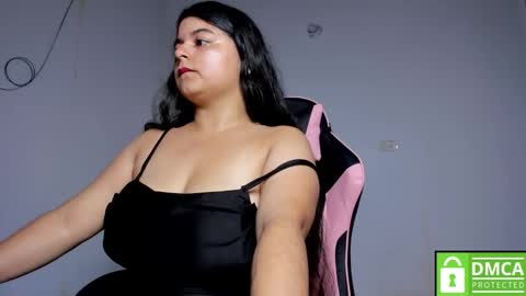 Snapshot of little_shaara chatting on November 7, 9:15 pm Shaara online show from November 7, 9:15 pm