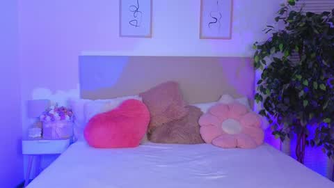 little_siin online show from June 7, 9:07 pm