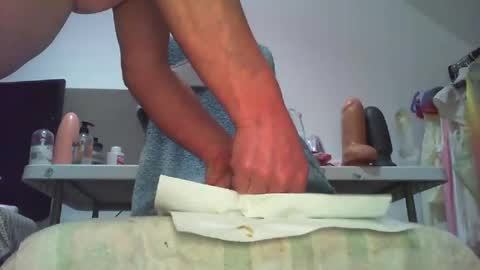 Snapshot of little_sissy_wendy chatting on January 4, 11:06 pm little_sissy_wendy online show from January 4, 11:06 pm