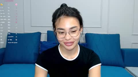 Kwan online show from October 15, 5:13 pm