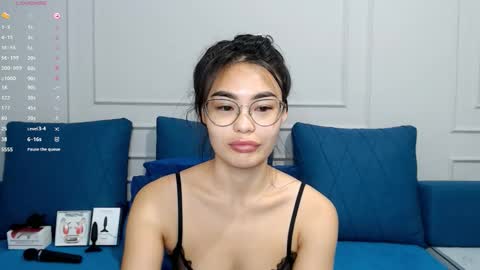 Kwan online show from November 10, 12:37 pm