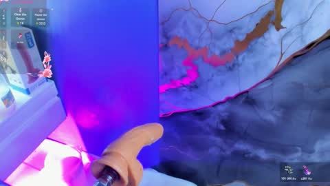 little_valentinaa online show from March 22, 1:03 pm