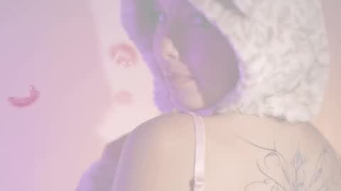 Snapshot of little_vel chatting on October 23, 6:50 pm Im your little Velinda online show from October 23, 6:50 pm