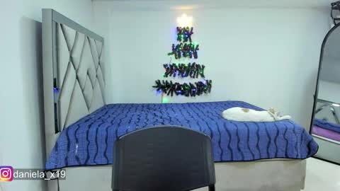 Abbie online show from December 17, 2:17 am