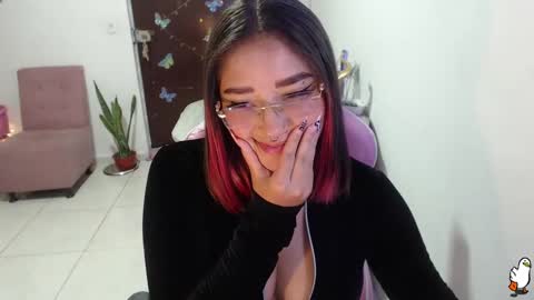 Snapshot of littleangelx_m chatting on February 28, 12:32 am Daniela online show from February 28, 12:32 am