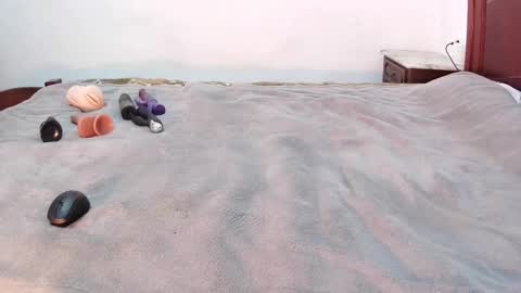 Snapshot of littleboy966 chatting on February 12, 1:16 pm littleboy online show from February 12, 1:16 pm