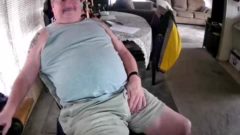 Littled83057 online show from December 13, 7:53 pm