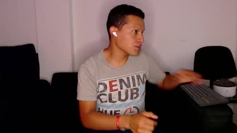 Manu online show from January 6, 2:15 am