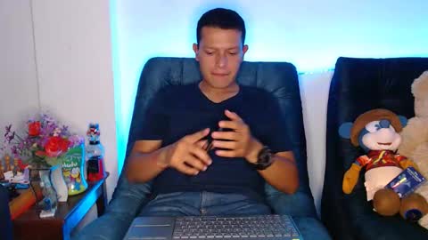 Manu online show from April 13, 2:28 am