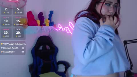 Snapshot of littlee_red chatting on October 20, 12:44 am Angel online show from October 20, 12:44 am