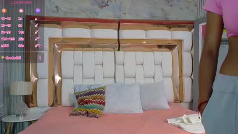 Tania  online show from October 1, 2:50 am