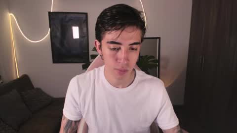 Snapshot of littleferxxo chatting on January 4, 11:22 am Ferxxo online show from January 4, 11:22 am