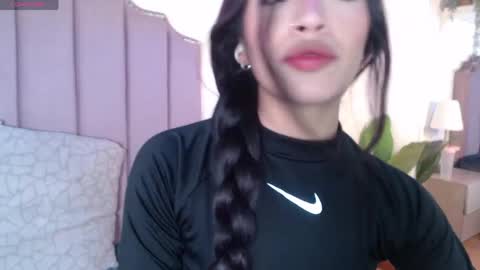Snapshot of littlejade_dh chatting on May 26, 11:50 am littlejade_dh online show from May 26, 11:50 am