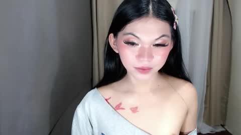 Snapshot of littlelace_ chatting on May 15, 11:34 pm littlelace_ online show from May 15, 11:34 pm
