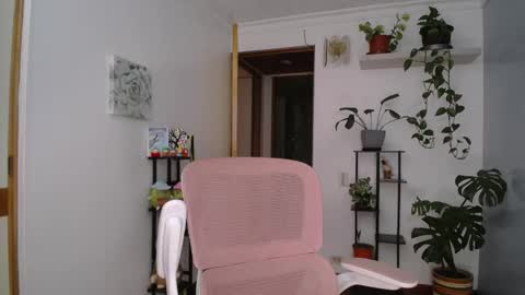 Snapshot of littlelaksmi chatting on May 30, 9:12 pm Laksmi online show from May 30, 9:12 pm