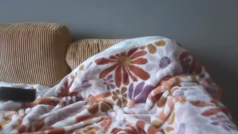 littlelovesbig online show from September 19, 8:09 pm