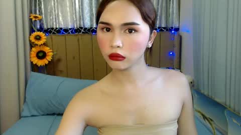 littlemiss_foxxy online show from June 16, 7:11 am