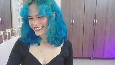 LAUREN online show from September 19, 9:15 pm