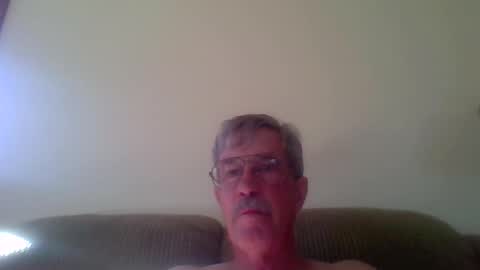 littlepetey17 online show from September 25, 3:49 pm