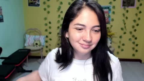 Mia  Wednesday to Sunday 730 am to 1030 am Colombian Hour D online show from May 14, 4:30 am