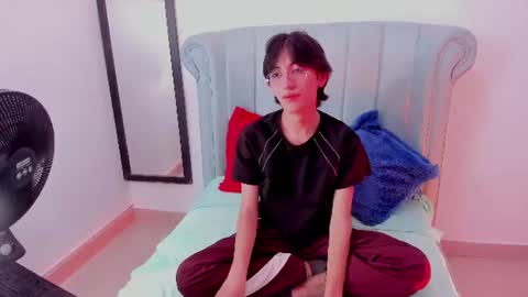 Snapshot of littleprince_ chatting on June 22, 10:07 pm PRINCE online show from June 22, 10:07 pm