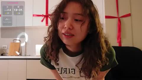 Ayumi or Yumi online show from February 13, 12:12 pm