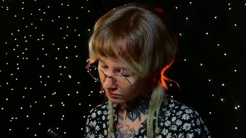 Snapshot of littlespacemouse chatting on December 22, 5:01 am Niki free tg channel with some photos gifs and info about streams online show from December 22, 5:01 am