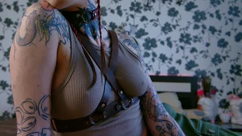 Snapshot of littlespacemouse chatting on January 25, 10:19 am Niki free tg channel with some photos gifs and info about streams online show from January 25, 10:19 am