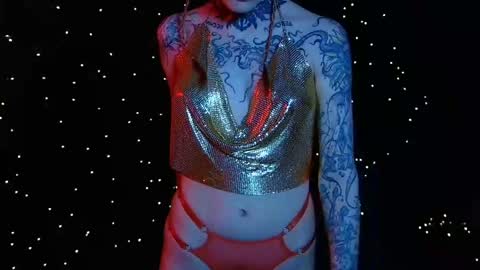 Snapshot of littlespacemouse chatting on February 9, 10:32 pm Niki free tg channel with some photos gifs and info about streams online show from February 9, 10:32 pm