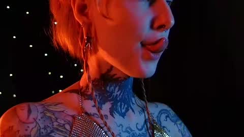 Snapshot of littlespacemouse chatting on February 10, 1:35 am Niki free tg channel with some photos gifs and info about streams online show from February 10, 1:35 am