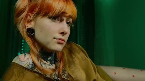 Snapshot of littlespacemouse chatting on February 14, 8:05 pm Niki free tg channel with some photos gifs and info about streams online show from February 14, 8:05 pm