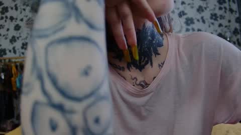 Snapshot of littlespacemouse chatting on October 10, 6:34 am Niki free tg channel with some photos gifs and info about streams online show from October 10, 6:34 am