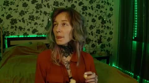 Snapshot of littlespacemouse chatting on October 14, 11:16 pm Niki free tg channel with some photos gifs and info about streams online show from October 14, 11:16 pm