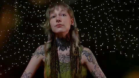 Niki  free tg channel with some photos gifs and info about streams  online show from March 13, 7:42 pm