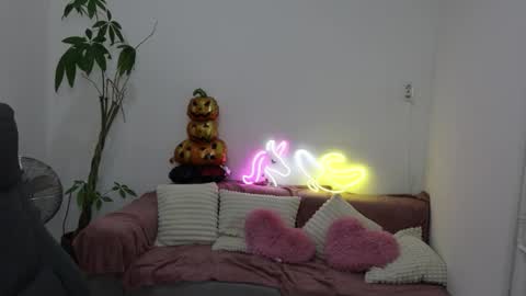 Snapshot of littlestellaspark chatting on October 7, 3:31 pm littlestellaspark online show from October 7, 3:31 pm