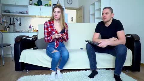 Snapshot of littlesweettifany chatting on February 12, 9:20 am Little Tifany online show from February 12, 9:20 am