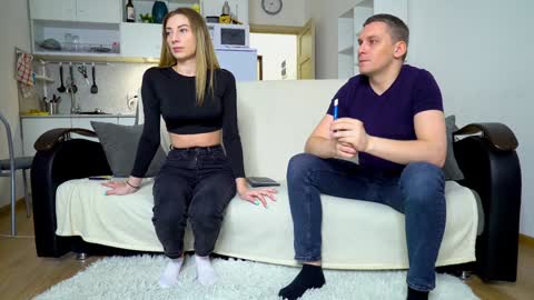 Snapshot of littlesweettifany chatting on March 6, 12:30 pm Little Tifany online show from March 6, 12:30 pm