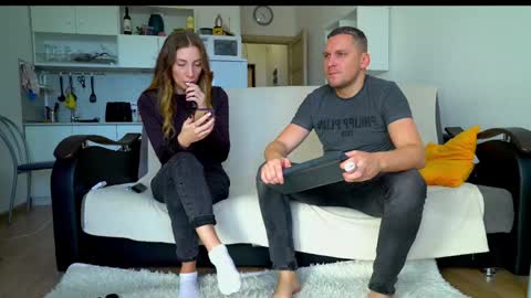 Snapshot of littlesweettifany chatting on October 17, 10:40 am Little Tifany online show from October 17, 10:40 am