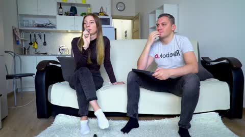 Snapshot of littlesweettifany chatting on October 29, 10:50 am Little Tifany online show from October 29, 10:50 am