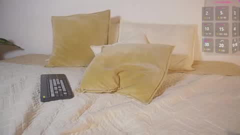 littletammy_ online show from May 31, 6:09 pm