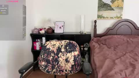 nana online show from July 6, 1:57 am