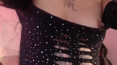 Nicky online show from February 8, 7:28 pm