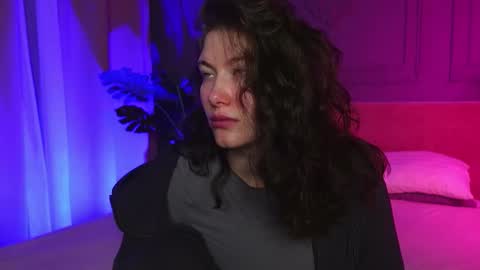 Snapshot of liv_fay chatting on December 5, 2:14 pm Liv 3 online show from December 5, 2:14 pm