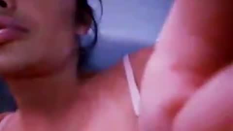 LIV LOMAX online show from July 7, 12:57 am