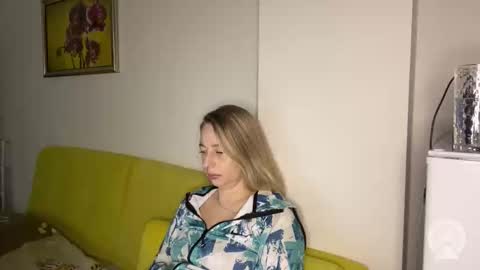 Snapshot of livandria chatting on May 20, 10:05 pm Livandria online show from May 20, 10:05 pm