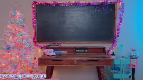 Snapshot of livecleo chatting on November 28, 9:17 pm Cleo Patra - online show from November 28, 9:17 pm