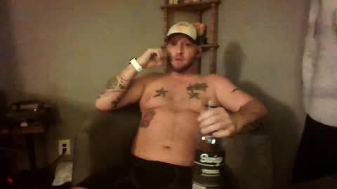 Snapshot of livingpuddle chatting on September 10, 9:31 am livingpuddle online show from September 10, 9:31 am