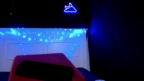 Liv online show from December 22, 12:28 am